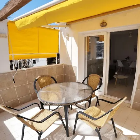 Bright And Sunny Flat Apartment